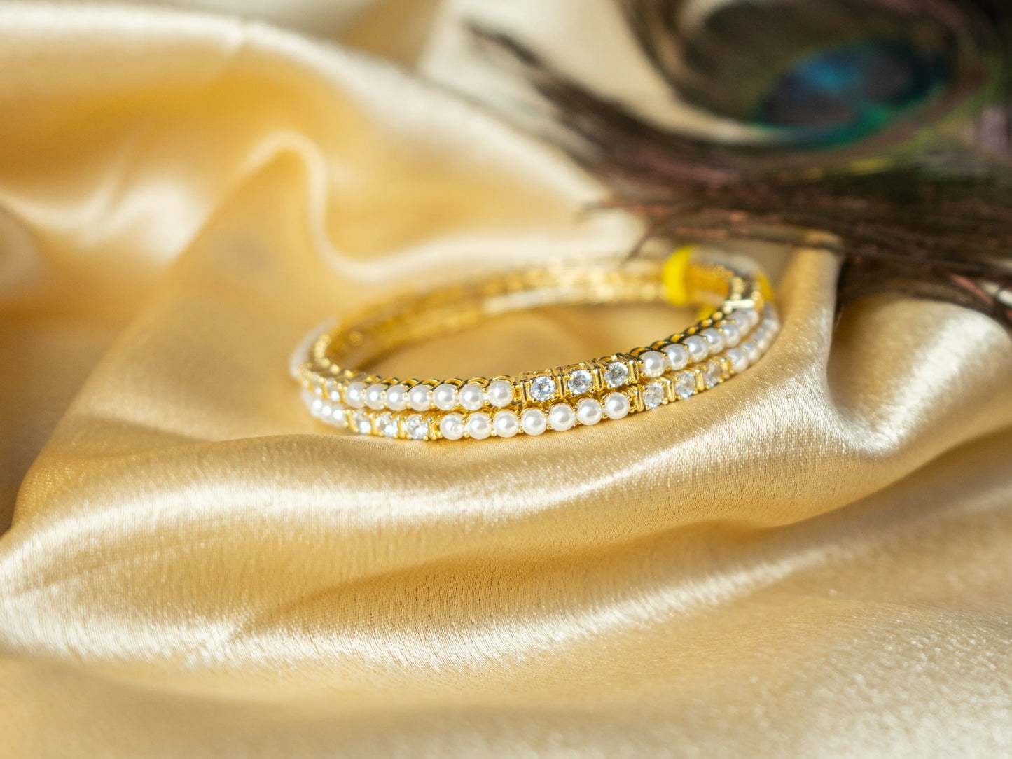 Trendy Fashion Bangles set Women's fashion jewellery - 006 - GoScarlet