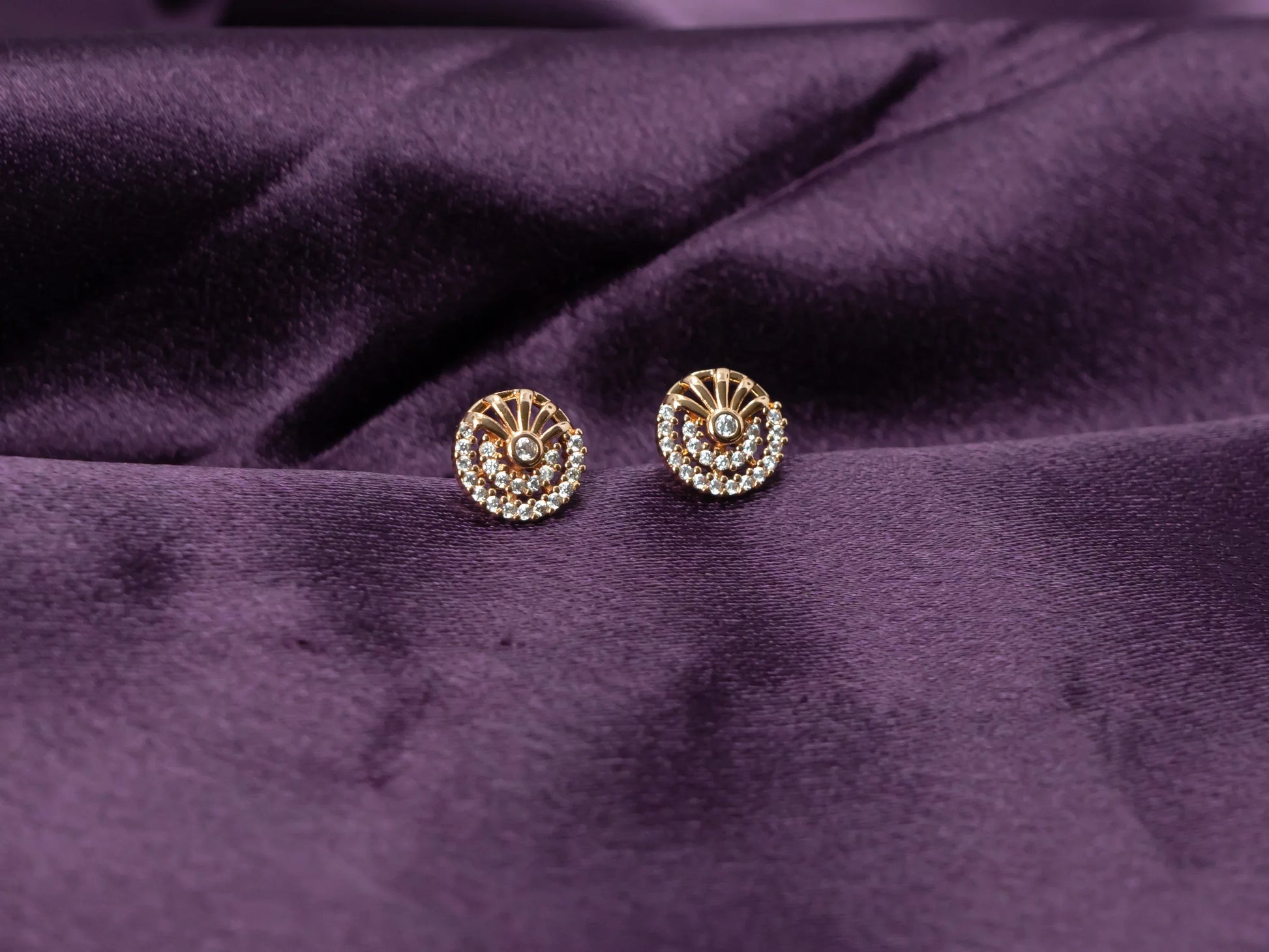 Gold-Plated Zircon Stud Earrings for Women- 004.