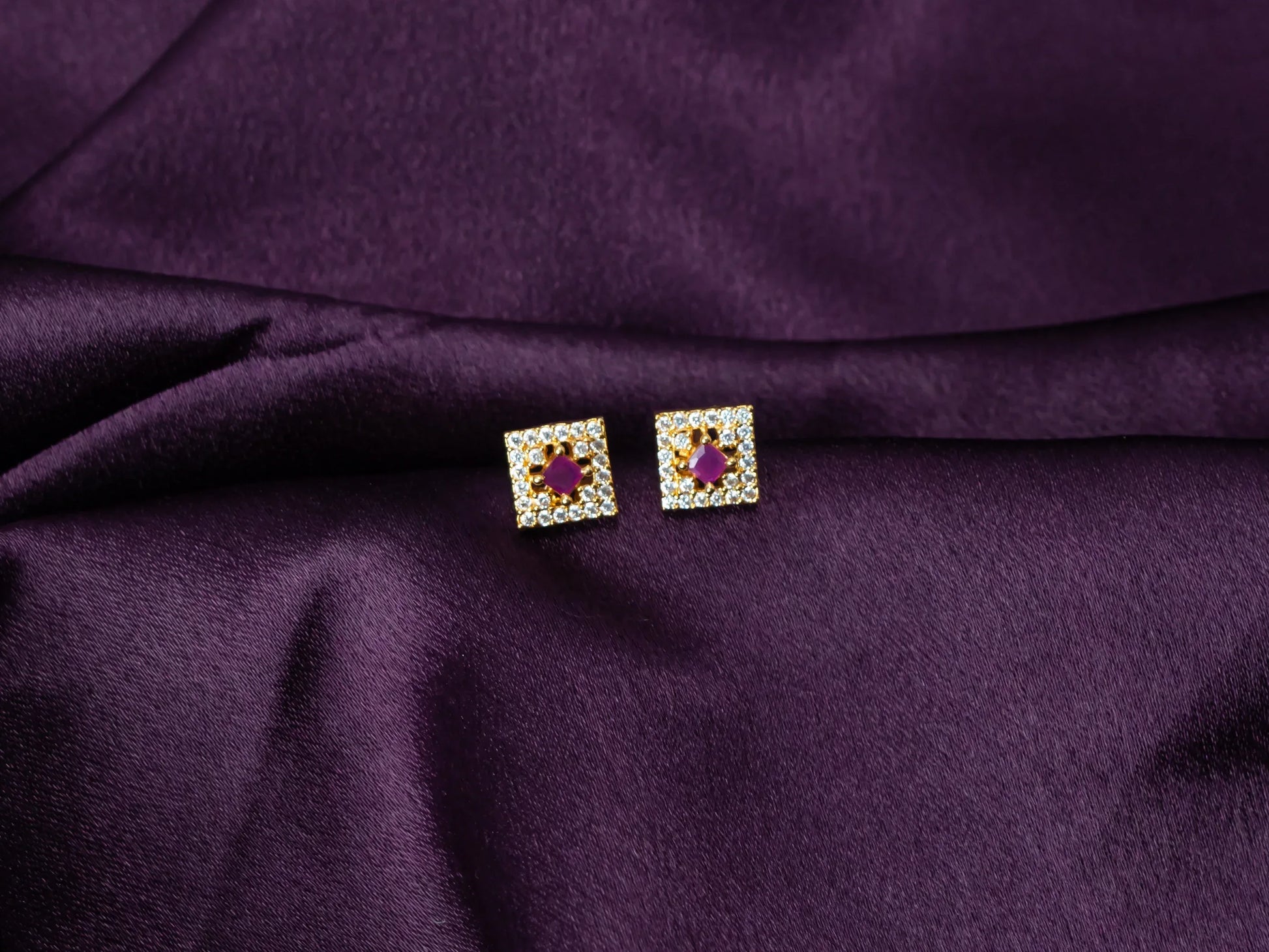 Zircon Stud Earrings Women's fashion jewellery- 037.